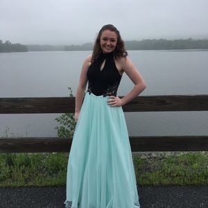 Meet your Posher, Brook